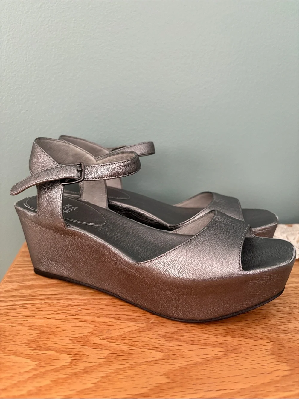 Eileen Fisher Metallic Silver Wedge Sandals with Ankle Strap Size 7 Leather